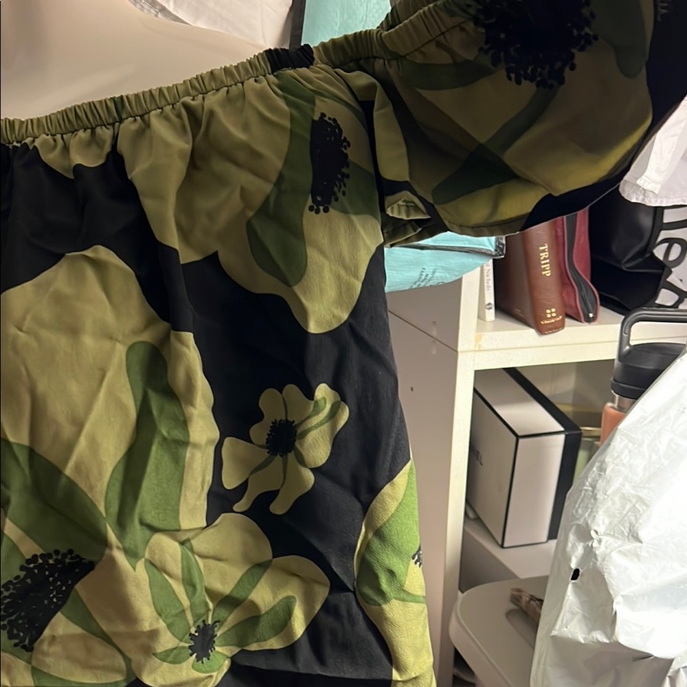 Manuhealii Green and Black Floral Off-Shoulder Top